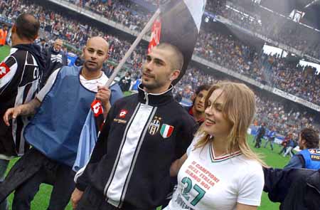 篮球CBA赛场精彩传球合集发布