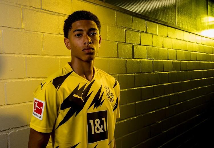 来支持谁的？贝克汉姆现身迈凯伦车队P房