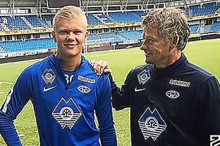 杰克逊轰24分，灰熊全队7人上双逆转取胜