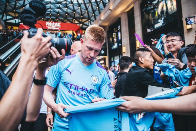 加盟曼城仅5个月！曝23岁国脚不满坐冷板凳 冬窗申请离队