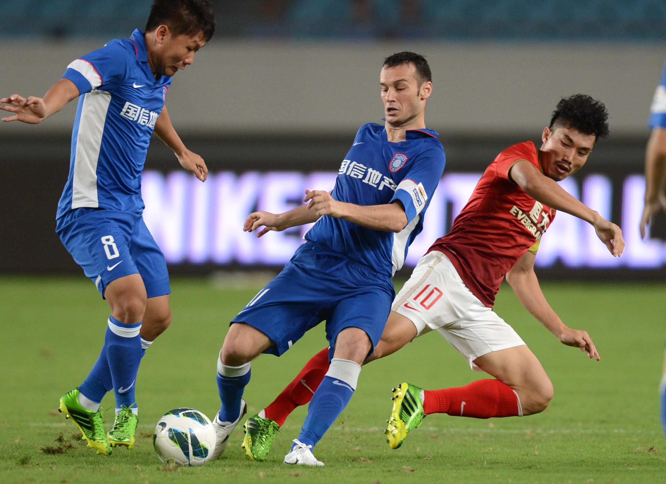 英超战报：塔尔比破门，维尔茨造乌龙，利物浦1-1桑德兰