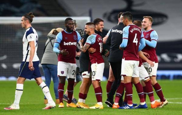 埃弗顿遭遇三连败，莫耶斯：对阵曼联我希望球员们做出回应