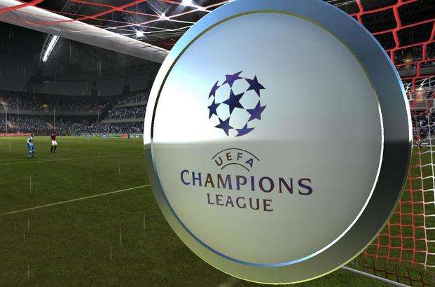 摩根：梅西最近也做了类似的肘击动作，却没人采取任何行动